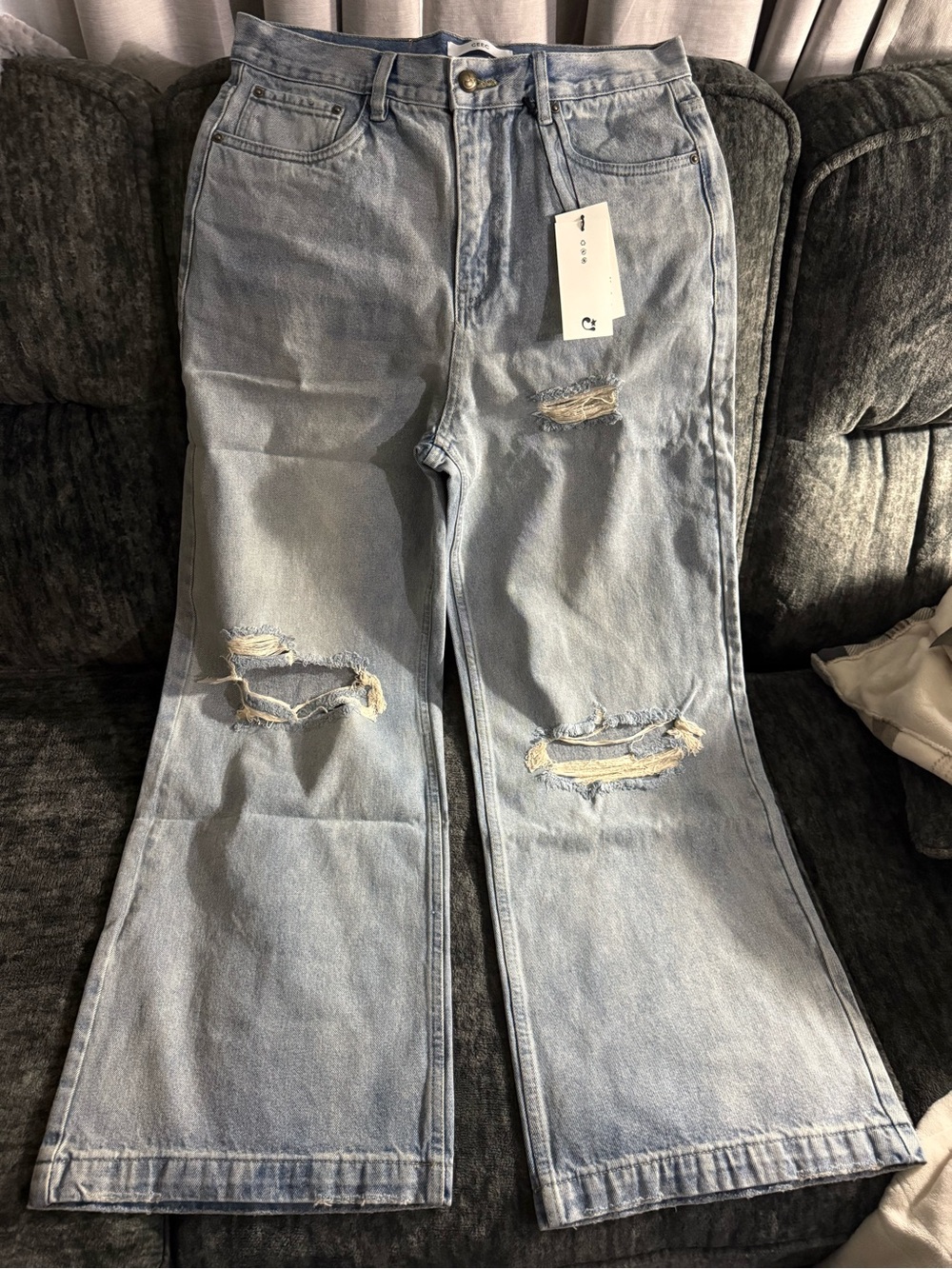 CEEC Light Wash Distressed Wide-Leg Women’s Jeans